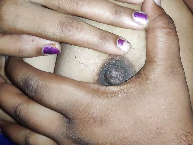 Hyderabad Telugu Aunty Boobs (Suryasushma)