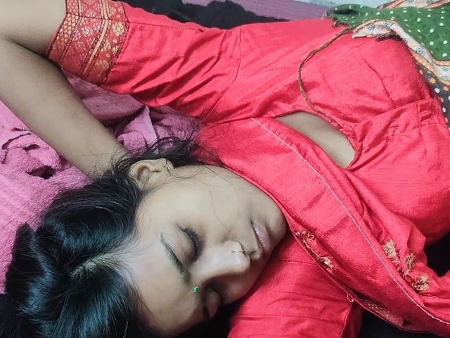 Desi 18 Year Cute Girl Sex!