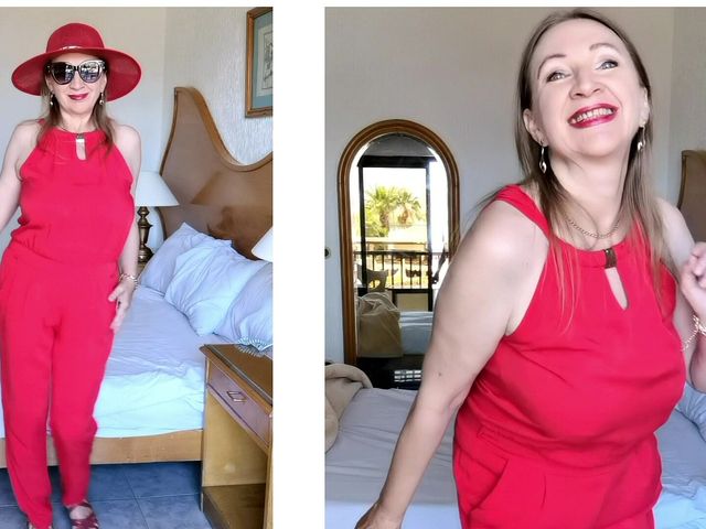 Hot Granny Teasing in Red (Maria Old)