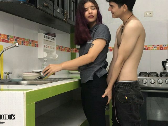 Fuck My Stepsister While She Washes the Dishes Cum - Double (Mafelagoandcarlo)