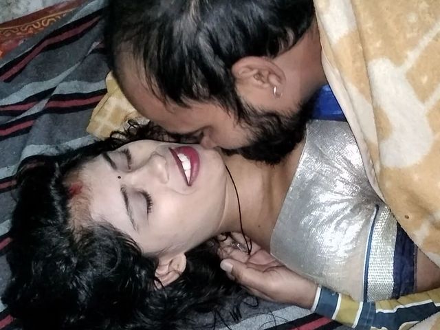 Desi Maid Caught and Fucked Hard - Hindi Audio (Sexy Girlfriend Girl)