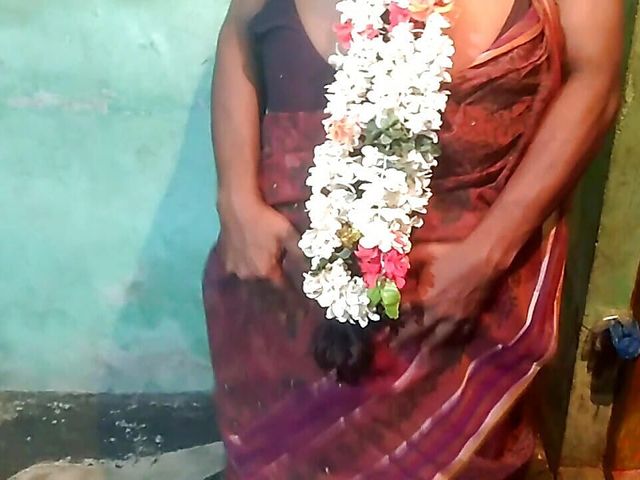 Desi Tamil Aunty Smooth Doggy Style (Priyanka priya)