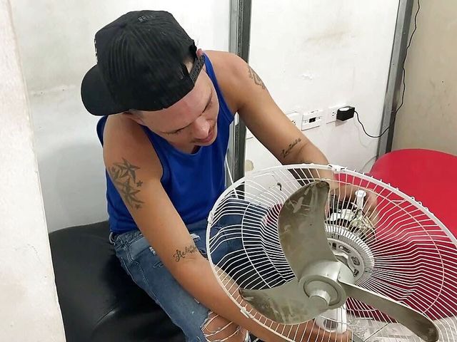 My Fan Broke, I Call the Technician and I Fuck Him for the Fix (Tripleta)