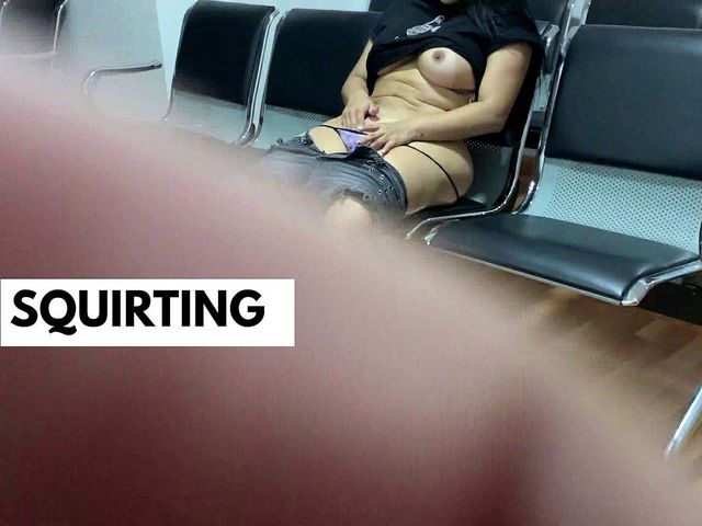 I Spy on a Stranger Squirting in the Waiting Room (Sensesex 1989)