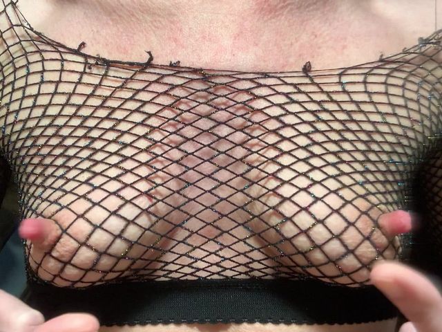 Nipple Play in Fishnet (Horny Lola) Nipple Play in Fishnet (Horny Lola)