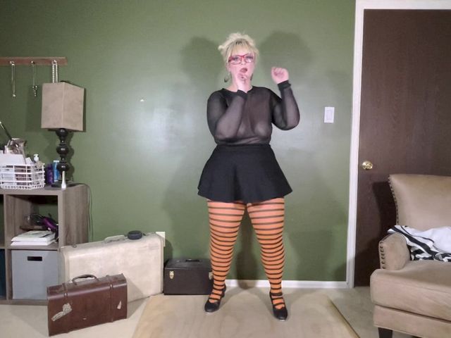 Stripping BBW Dirty Talking Whore Jiggles Her Fat Body and Bounces Around Cum on Her Command (Alice Stone)