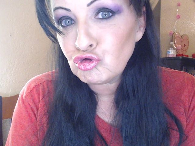 Big Glittered Lip Gloss Duck Lips Smelling (TLC 1992)