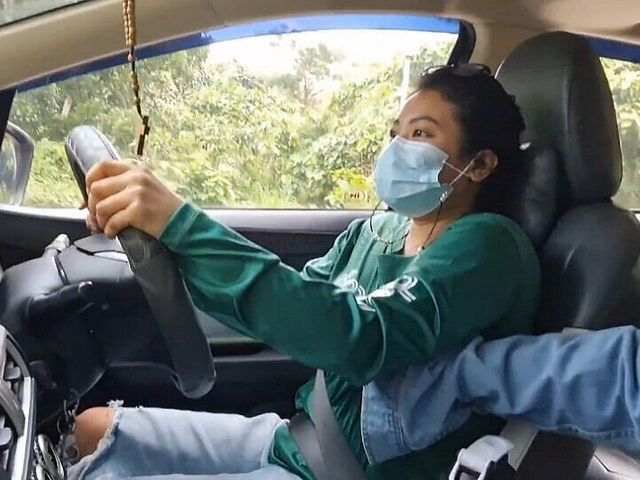 Desi Grab Driver Fucked for Extra Tip-fuck (Pinay Lovers Ph)