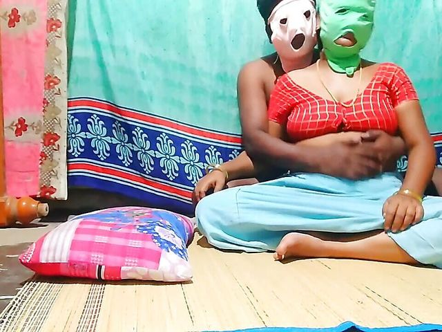 Tamil Real Hasbant Wife Sexing (Priyanka priya)