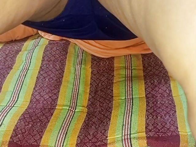 New Indian porn videos and deshi girls sexy girls fuck Bengali girl xxx video (Wet vagina)