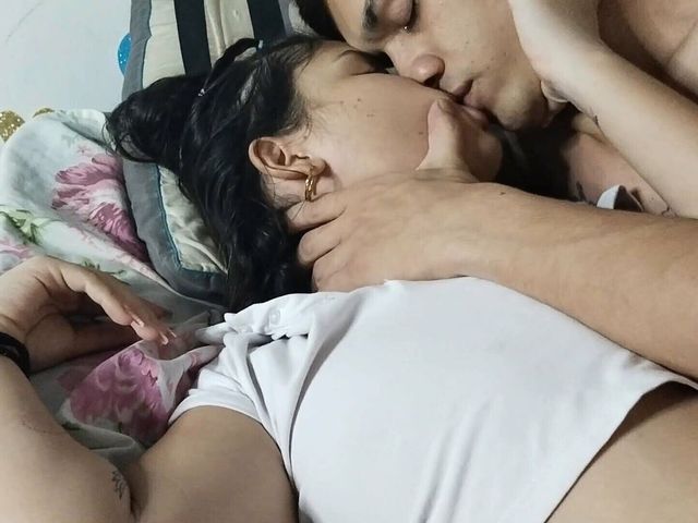 I Invite My Stepsister to Watch a Movie so I Can Fuck Her and Cum on Her Ass (Valdirixxx)