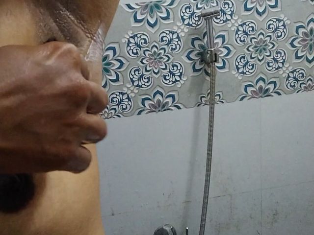 Susma aunty pussy shave and tack shower (Rose candy)