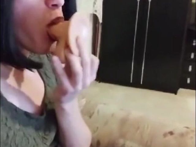 Sissy Masturbating and Sucking Dildo (Anetsissy)