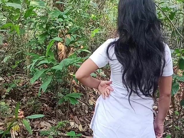 I Waiting for My College Girl in the Jungle (Anjaliraj)